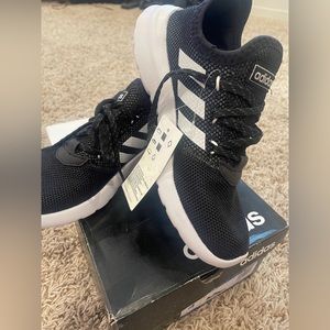 ADIDAS Size 4 BLACK New Box Tag Lite Racer Boy Girl Lace Athletic Run Shoe